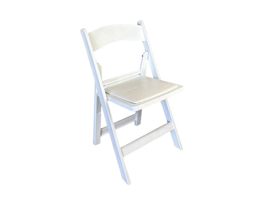 Hochzeits-Klappstühle mieten – ideal für freie Trauungen & Events