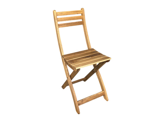 Klappgartenstuhl Akazie mieten – hochwertiges Akazienholz, klappbar & wetterbeständig, ideal für Gartenpartys & Hochzeiten im Freien. Optional mit Polster.