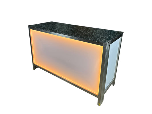 LED-Klapp-Theke mit indirekt beleuchteter Milchglasfront und Edelstahlgestell – Farbe per Fernbedienung einstellbar, ideal für Events und Partys.