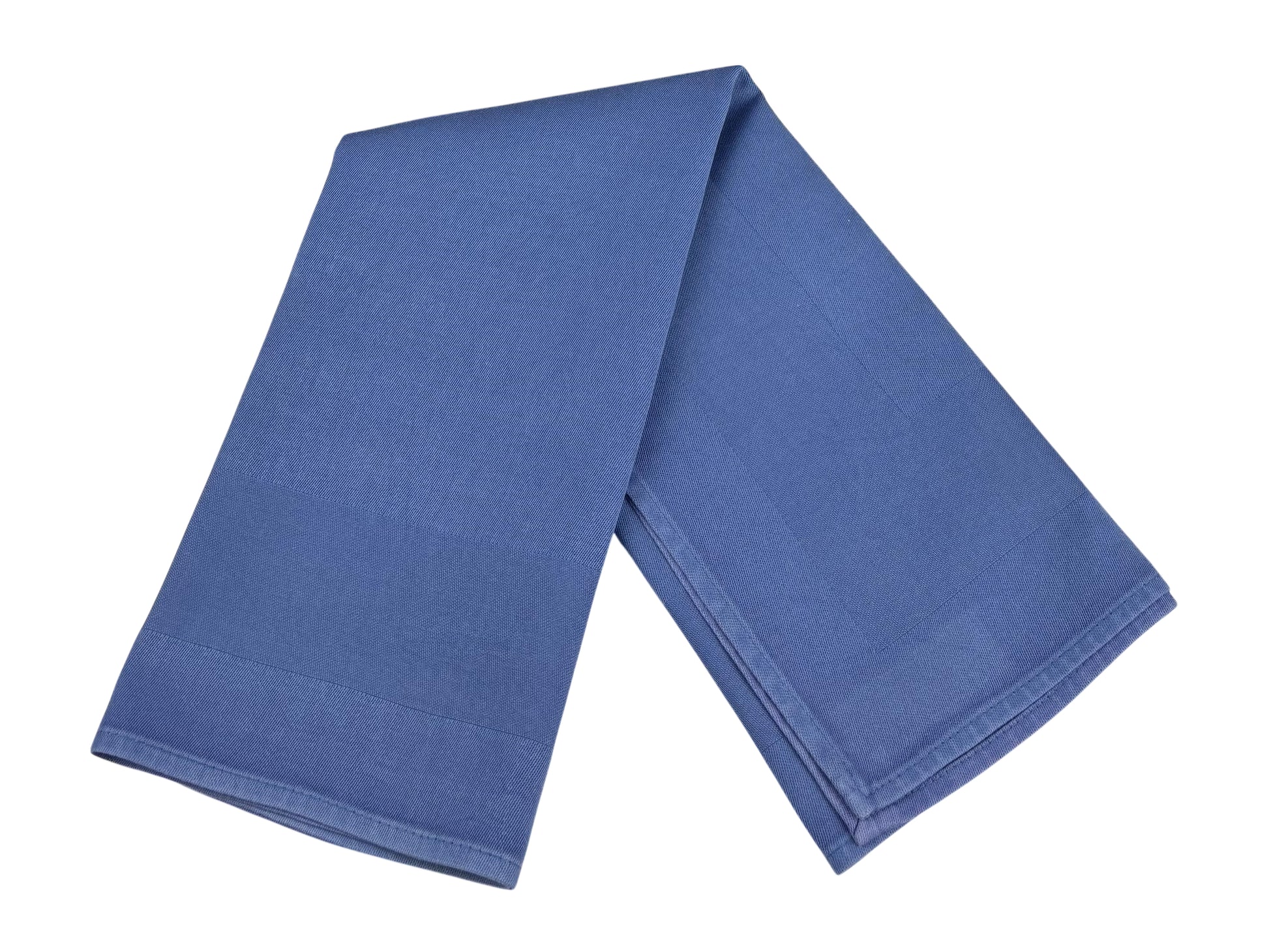 Stoffserviette Blau 50x50 cm, klassisch gefaltet – mieten für Hochzeiten, Gala & maritime Events.