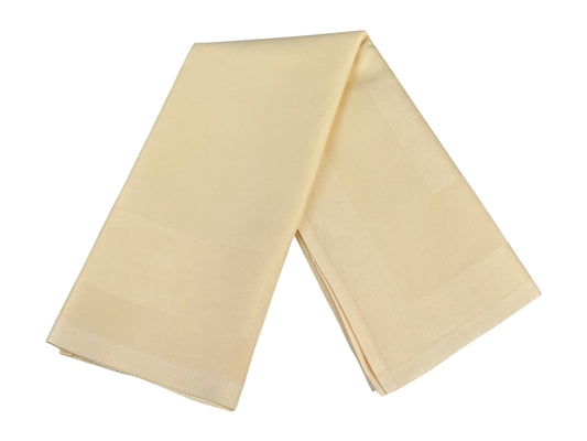 Stoffserviette Champagner 50x50 cm, elegant gefaltet – mieten für Hochzeiten, Gala & edle Events.