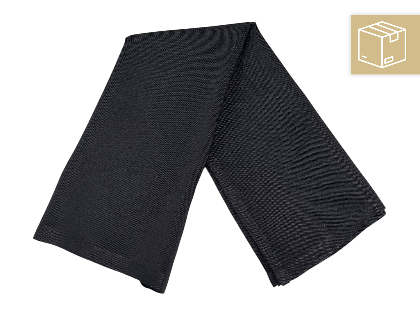 Schwarze Stoffserviette 50x50 cm, elegant gefaltet – mieten für Hochzeiten & Events in Kiel und Schleswig-Holstei sowie deutschlandweit mit Versand.