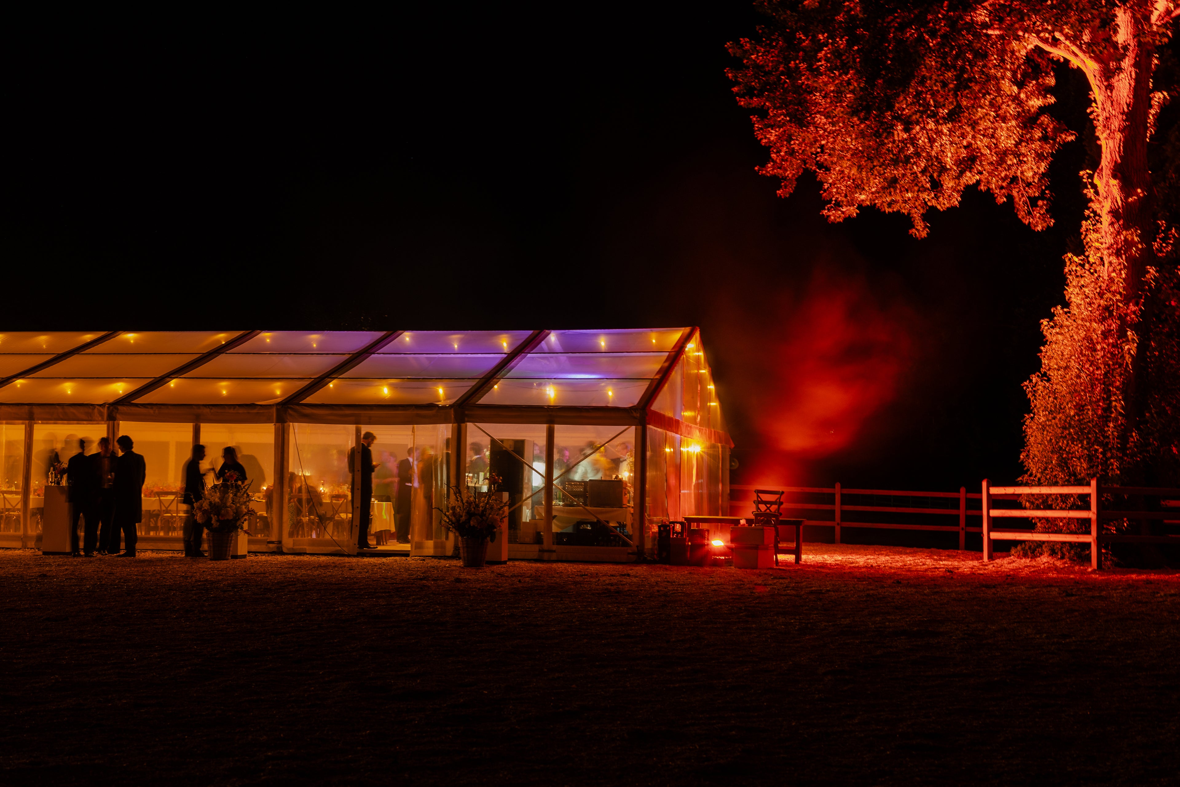 Event mit Partnern von Eventverleih SH – Hochzeit in Schleswig-Holstein mit Catering, Dekoration und Location